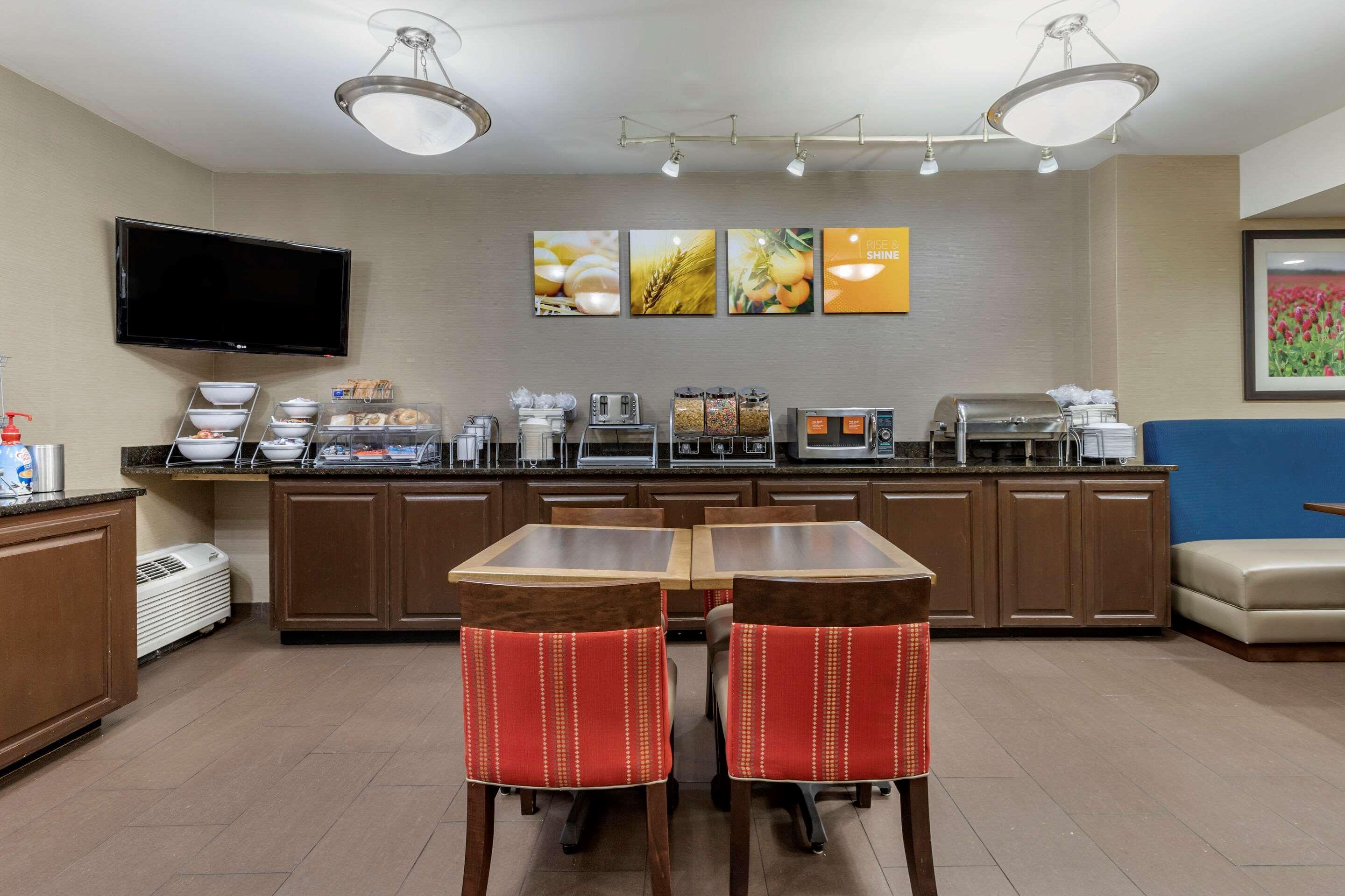 Comfort Inn Shelby Buitenkant foto