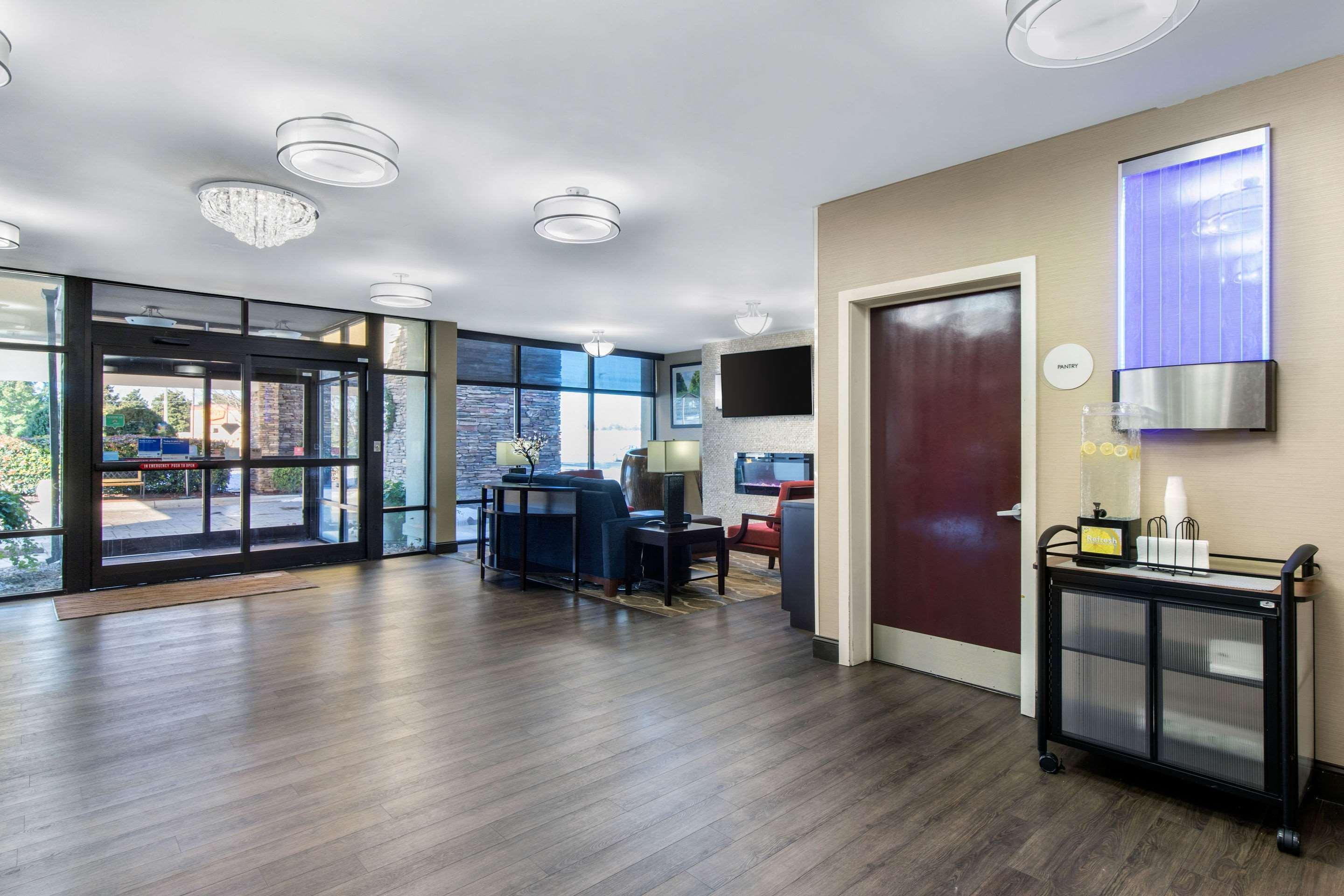 Comfort Inn Shelby Buitenkant foto